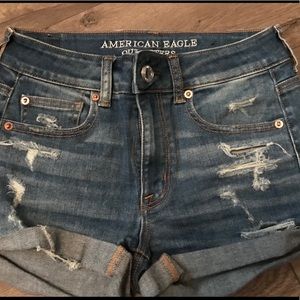 American Eagle Denim Hi-Rise Shortie
